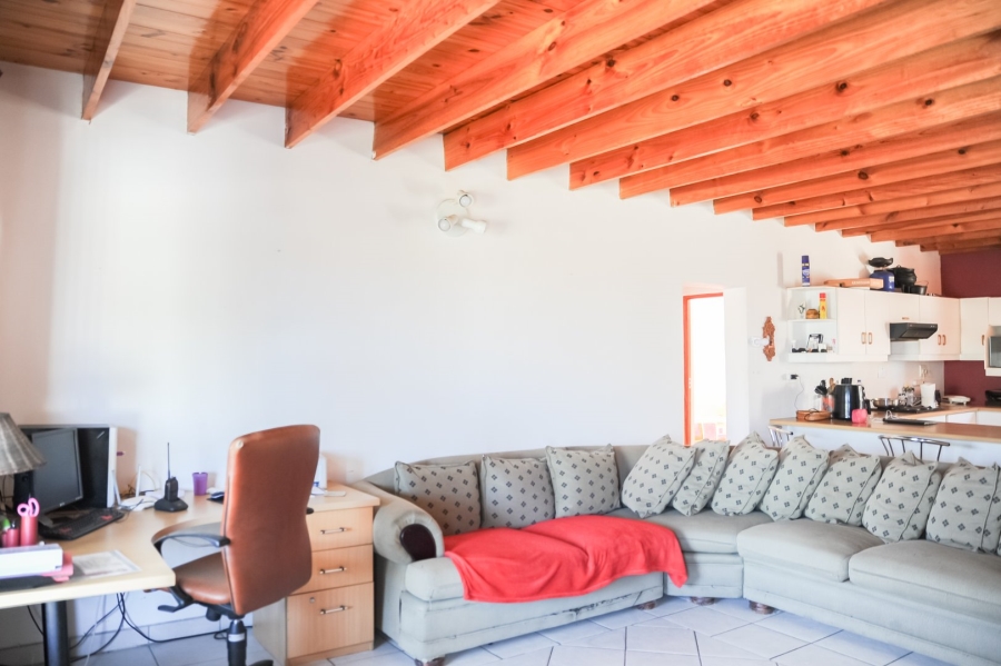 7 Bedroom Property for Sale in McDougall